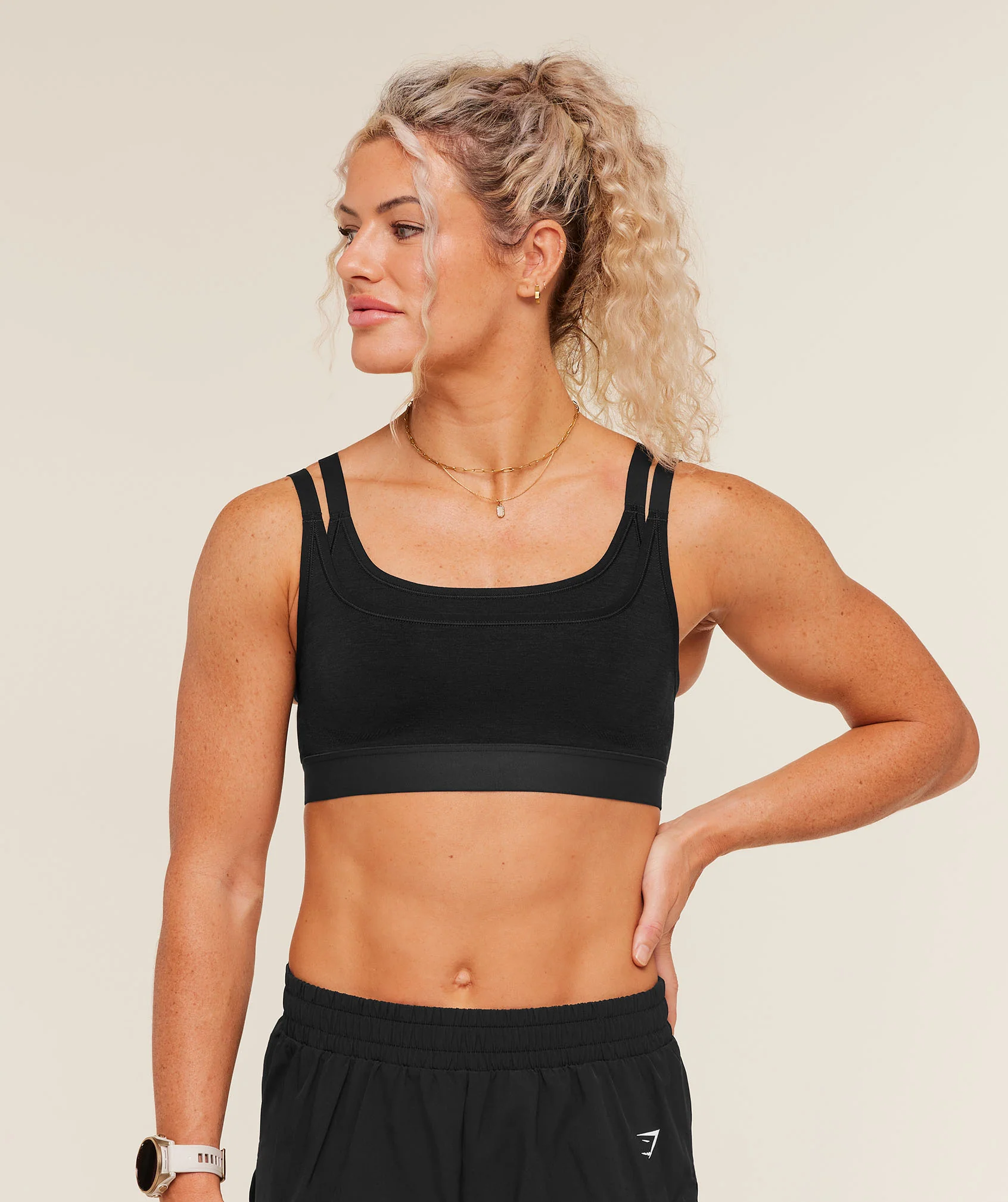 Relay Seamless Medium Support Sports Bra