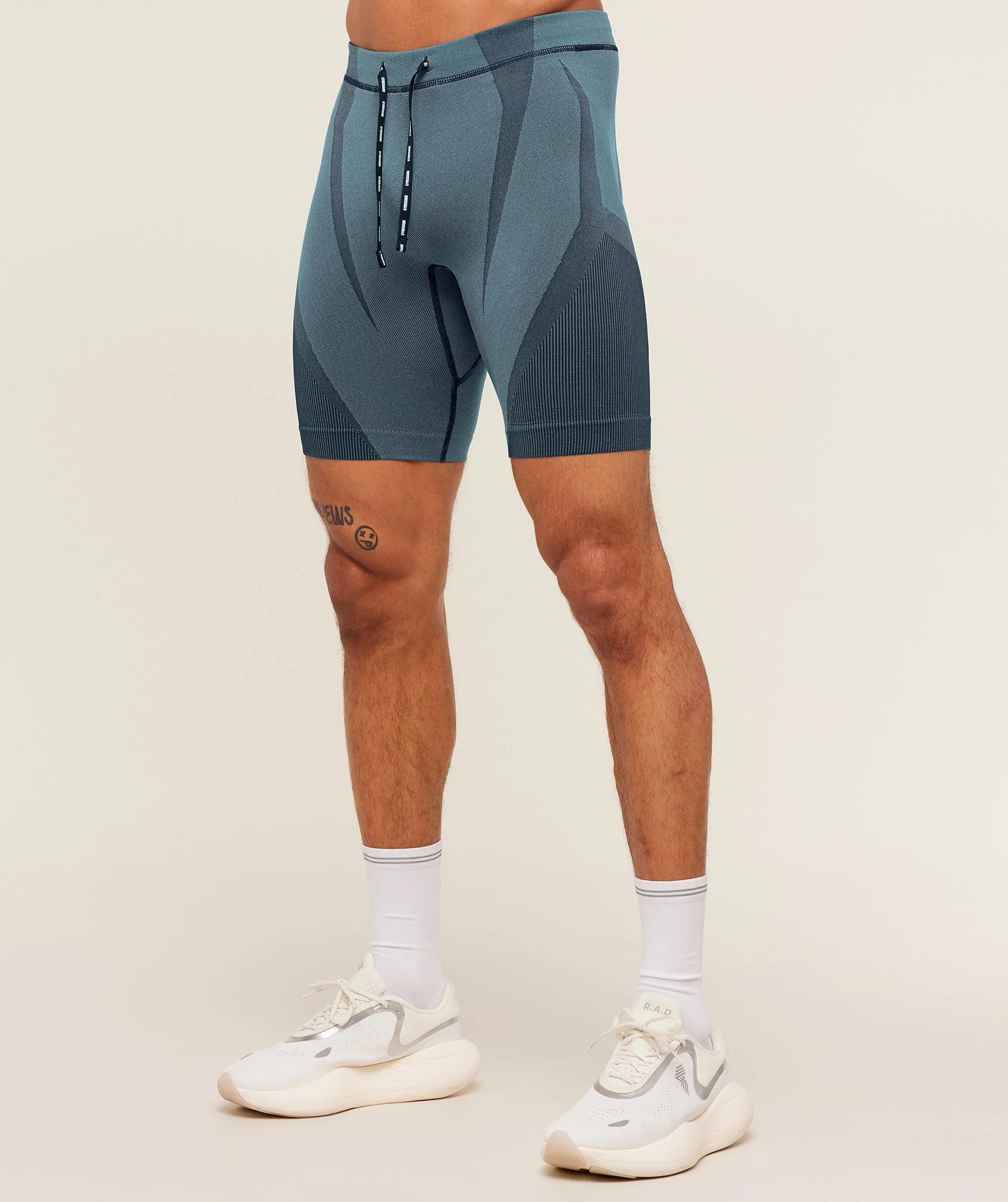 Seamless Running Half Tight