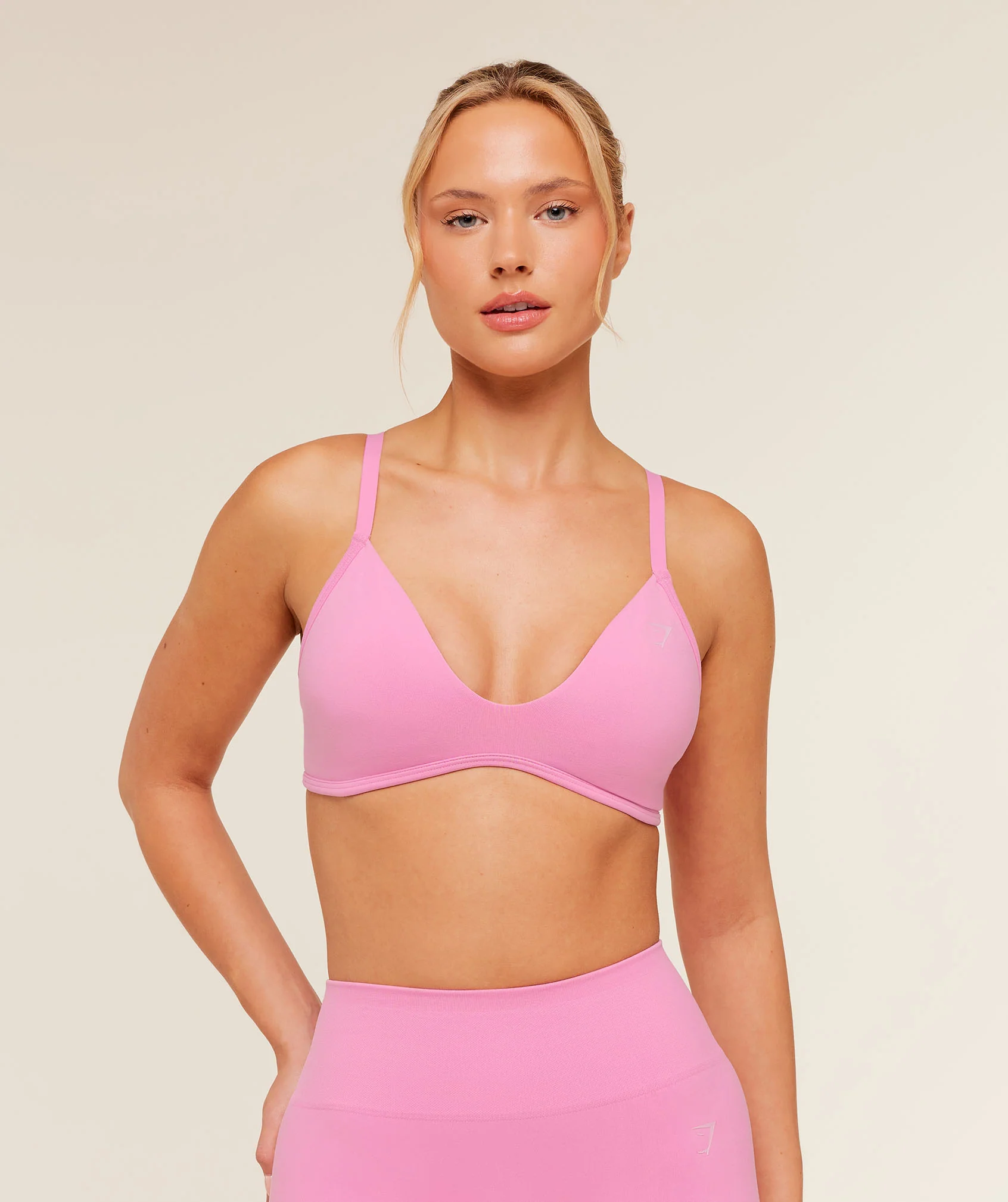 Soft Sculpt V-neck Sports Bra